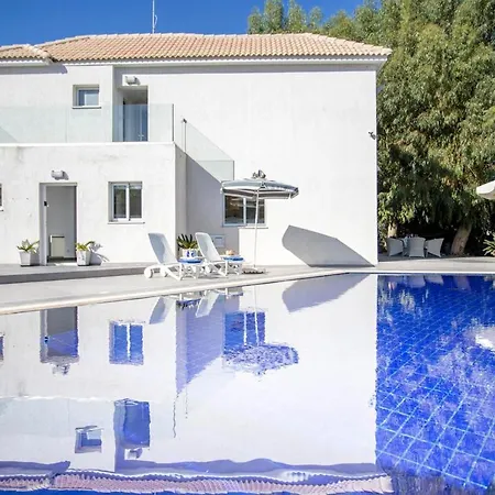 Villa Hibiscus Protaras